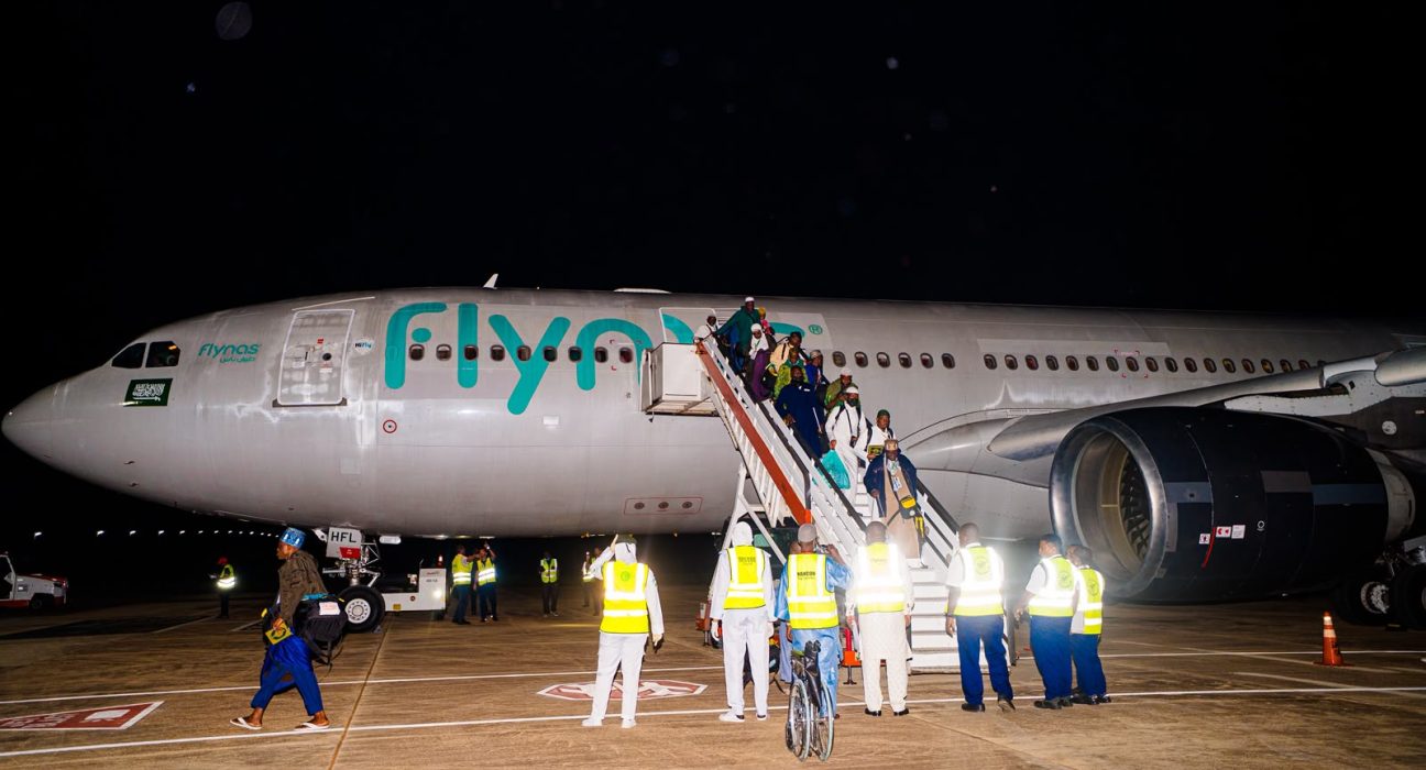 Ogun Welcomes 345 Returning Hajj Pilgrims as Flight Lands at Gateway International Airport